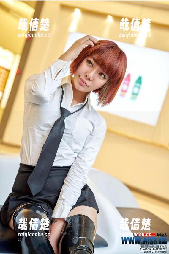 AISS爱丝(钻石版) - 没想到松果儿的水手服可以这样吸睛，壁纸合集速来围观！