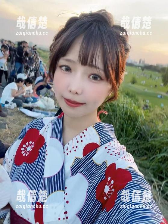 ElyEE子万圣节写真：你见过这么可爱的鬼魂吗？