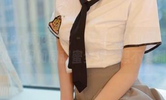 MFStar模范学院 – 草莓兔兔的网袜特辑，精选套图如同甜蜜梦境，想不爱都难！