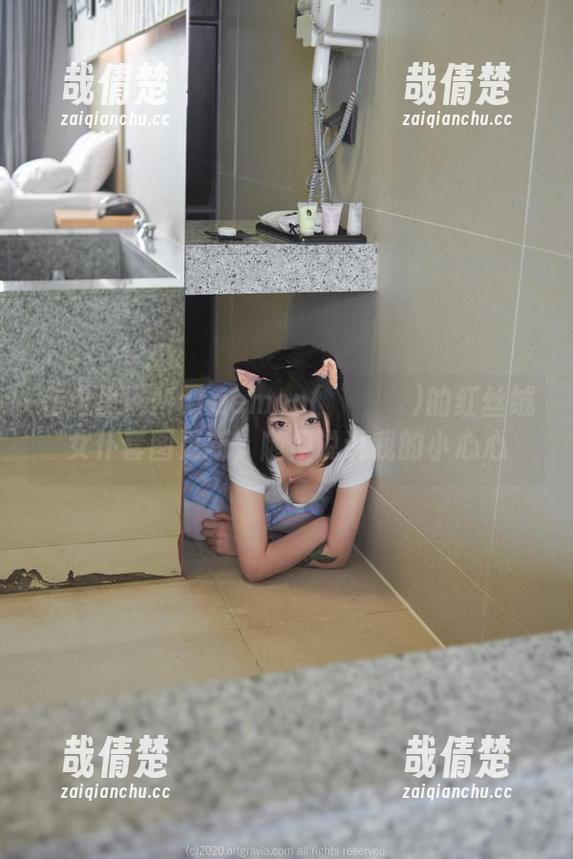 在这里！Maruemon(마루에몽)的红丝绒女仆套图更新，随便说说我的小心心