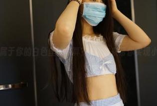 想定制属于你的白色丝袜写真？ROSI来帮你实现小梦想！