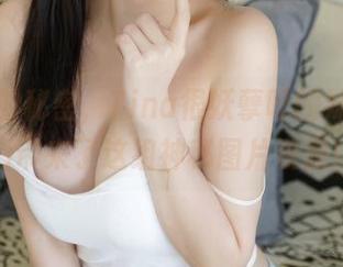在家里的秘密，Tina很妖孽呀的妹妹给我们带来了这组神秘图片资源！