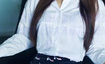 TuiGirl推女郎 – 谁说棉袜不能吸引目光？赵惟依的美图让你大开眼界，快来下载吧！
