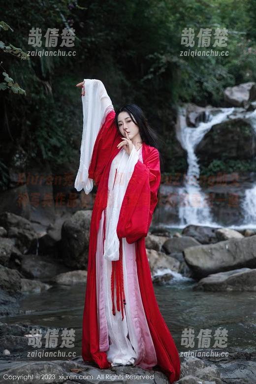 Xiuren秀人网-HeyuZhang Xiuren秀人网 - 如果HeyuZhang的女神写真作品是电影,我每天都想重播一遍