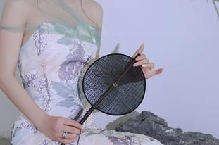 Xiuren秀人网 – 无圣光，温柔到极致，Mieko林美惠子的图片让我心头一暖