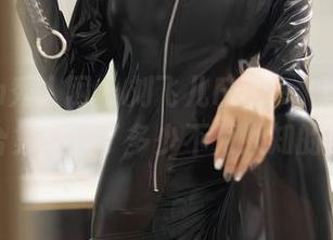 Xiuren秀人网 – 刘飞儿Faye：这学妹私房合集里藏了多少不为人知的美？