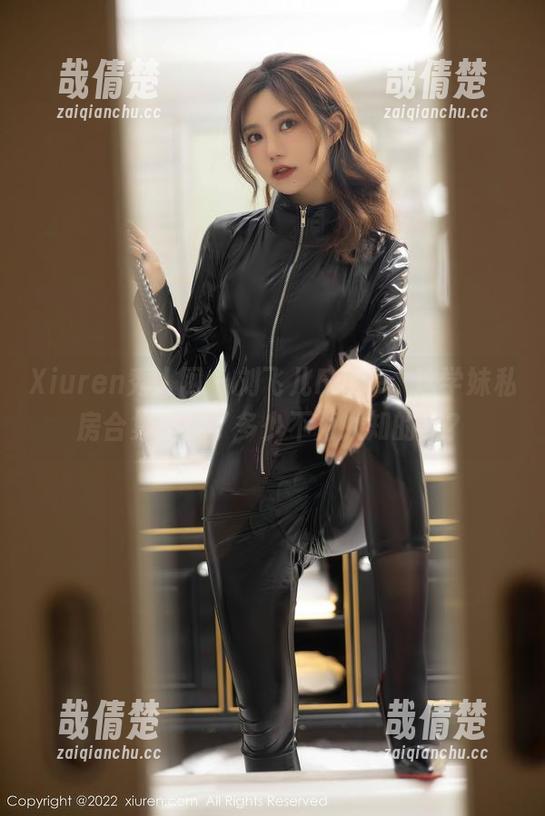Xiuren秀人网 - 刘飞儿Faye：这学妹私房合集里藏了多少不为人知的美？