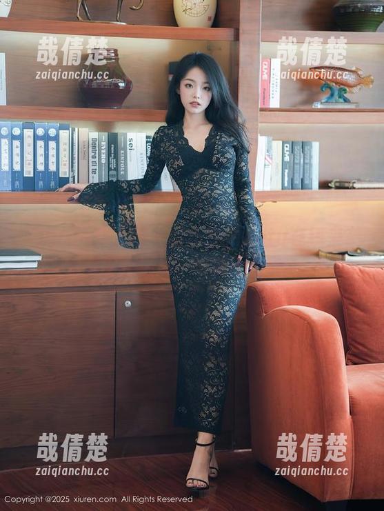 Xiuren秀人网-星小兔Meetu Xiuren秀人网 - 星小兔Meetu在线来袭:皮衣之后,谁能不心动?