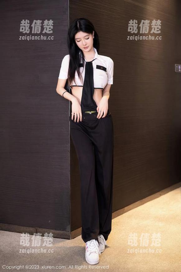 Xiuren秀人网-糯美子mini Xiuren秀人网 - “糯美子mini”的纯白世界:这作品真值吗?资源分享