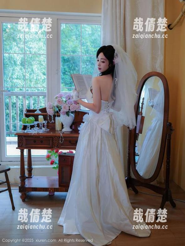 Xiuren秀人网-韩姗姗 Xiuren秀人网 - 美图更新!韩姗姗黑丝装扮,谁能抗拒这种魅力?