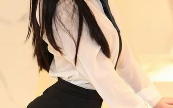 YouMi尤蜜荟 – 左冰Queen夏日写真的美图：太阳光下的每一张照片，仿佛都在和我调情。