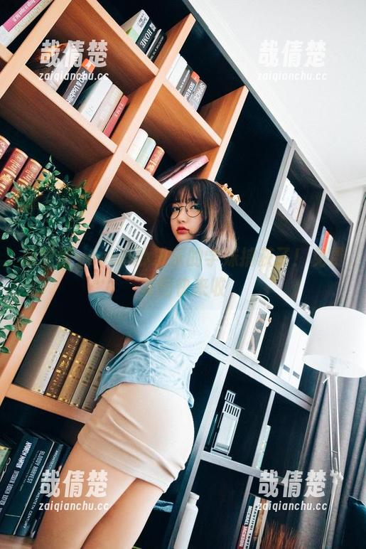 感觉被yeeun孙乐乐的学妹捕获了！免费美图快来收