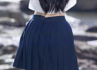 三无人型的JK图集就像她的资源，令人惊艳又让人想偷偷多看几眼