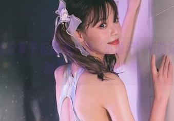 来吧！高清分享千反田鹿子的‘小僵尸’历险记，看看她如何打破次元壁！