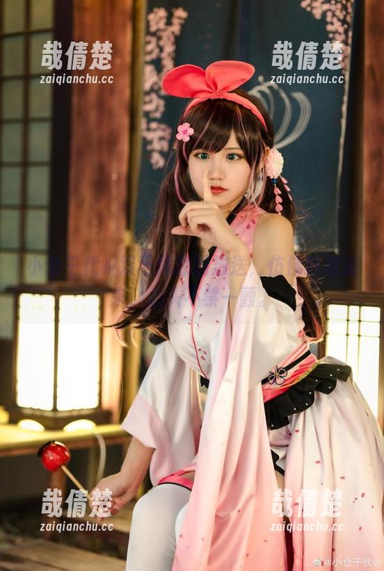 小仓千代w双马尾原图放送，仿佛热浪袭来，心头不禁一颤。