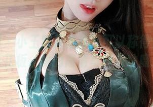 微密圈 – 小玉吃果冻真的可以称得上尤物天花板，她的高清写真有种魔力