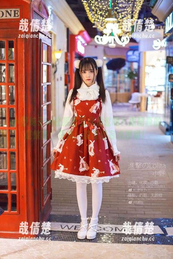 小野妹子w校服新图你见过吗？原图真的是惊艳！更新：这表情有点撩哦！