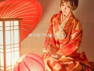 随便翻翻御子Yumiko皮衣套图——一件件都有故事，谁说皮衣不能有温度？
