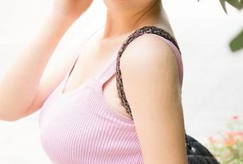 推女神 – 图包更新啦！思淇Sukiii的美足带你去追逐脚尖的梦！