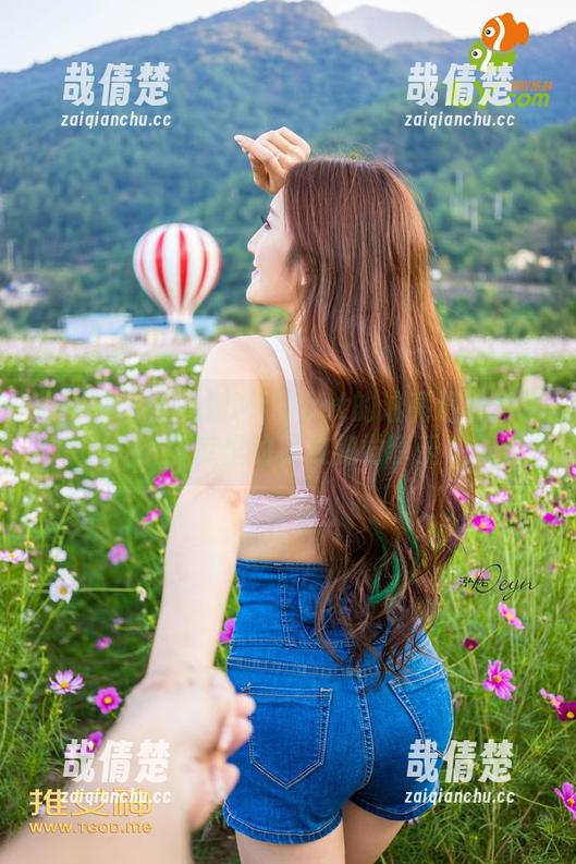 推女神 - 当高溜Milkcat的油亮遇上高清：图库里的极致视觉享受
