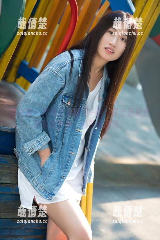 推女郎 - 严肃工作的另一面—李七喜职业装写真全集，时尚感满满。