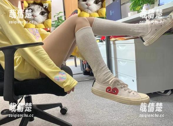 微密圈 - 无敌哒小姨妈的微信朋友圈系列，高清图集让你目不转睛！