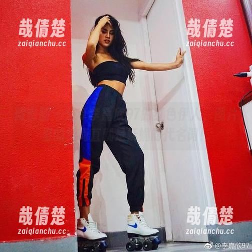 李嘉欣97 微密圈 - 分享李嘉欣97的红色伊人,图片里的她简直就是妩媚的代名词!