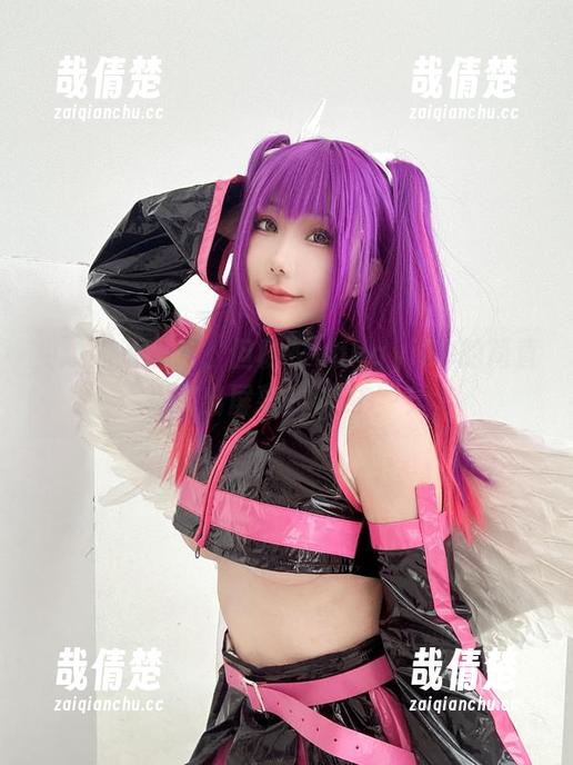 杨衣yangyi 见过高清图包,但杨衣yangyi2B的简直是跳出屏幕的‘2B’!