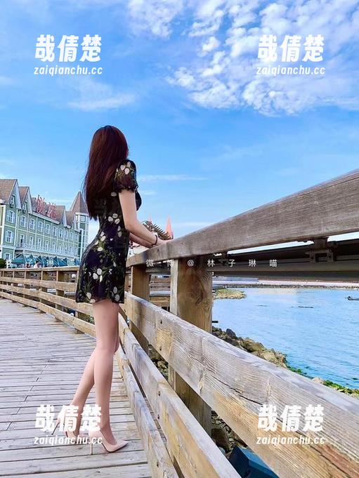 微密圈 - 当林子喵Lynne遇上微信朋友圈系列-视频：图册里藏着怎样的故事？让我来探探！
