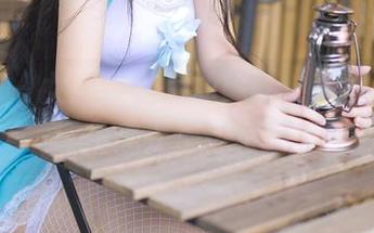果团网 – 女孩在私房的呢喃：陈雅漫的视角总是那么特别