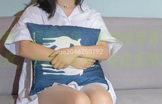 梦丝女神 – 短裤图包，璇璇的穿着也是一种态度，免费的享受，谁能拒绝呢？
