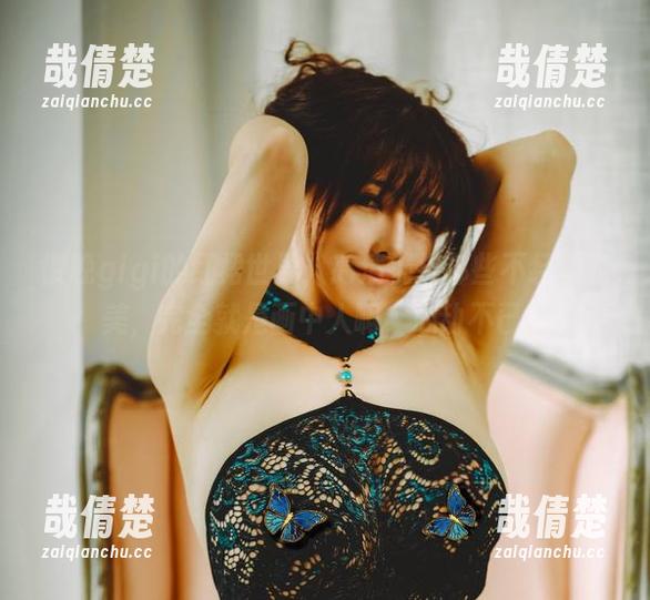 樱晚gigi 樱晚gigi的红裙世界,高清捕捉那些不经意的美,完全就是画中人啊,心动不已!