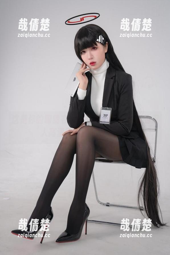 海克斯科技小蛋糕 这是你的眼睛在吃海克斯科技小蛋糕的双人高清原图,你信不信?