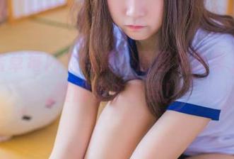 猫九酱草莓内衣写真，原图免费奉上，放慢脚步来欣赏！