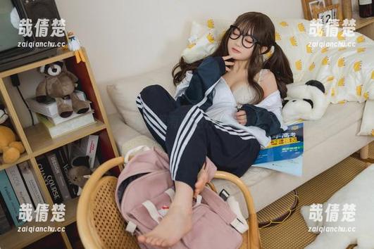 神沢永莉 神沢永莉黑色原图:是不是有些地方让你有些“心跳加速”?