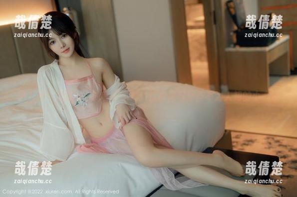 秀人网 - 九尾Ivy的私房图集：连衣裙与那些不为人知的小心思