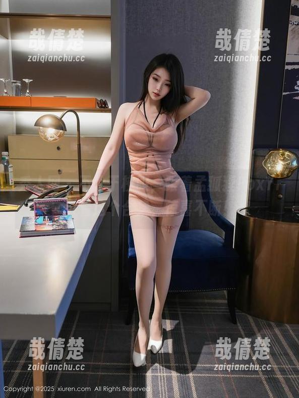 秀人网 - 不止于校服，跟着孟狐狸FoxYini看这个合集，惊喜不断！