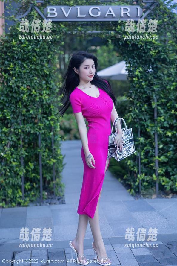 秀人网-小薯条nienie 秀人网 - 全集都在这儿,小薯条nienie与死库水的亲密接触,感受氛围!