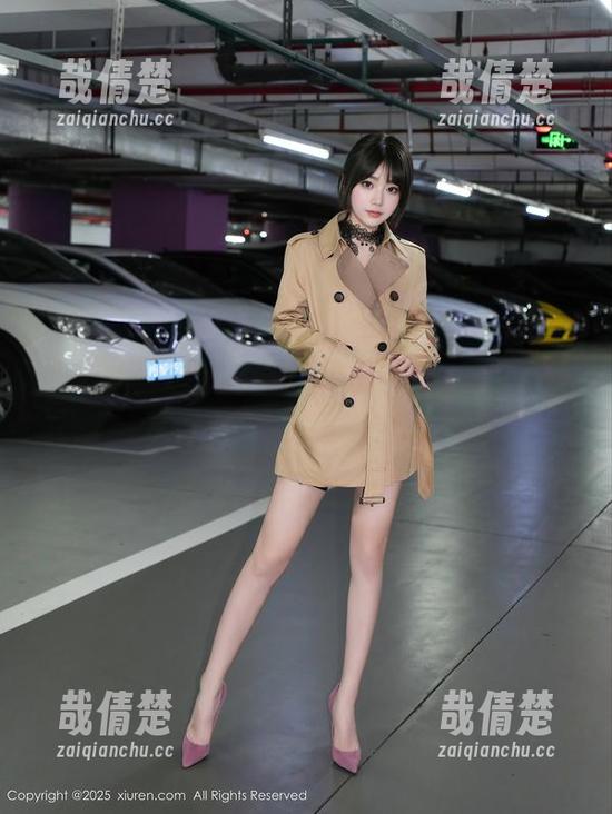 秀人网-是小逗逗 秀人网 - 是小逗逗的私拍世界:厨娘的日常,跟着她一起调皮捣蛋