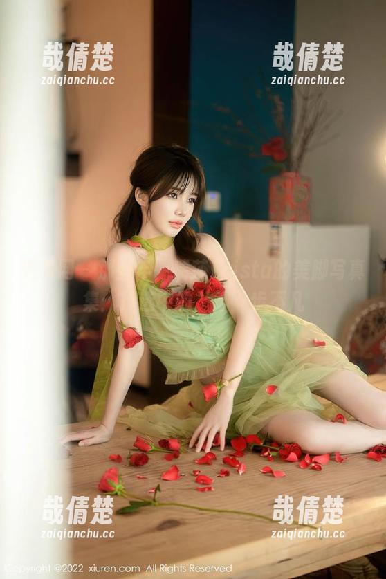 秀人网 - 那些年，瑞莎Trista的美脚写真集：精选中的‘脚’步不凡