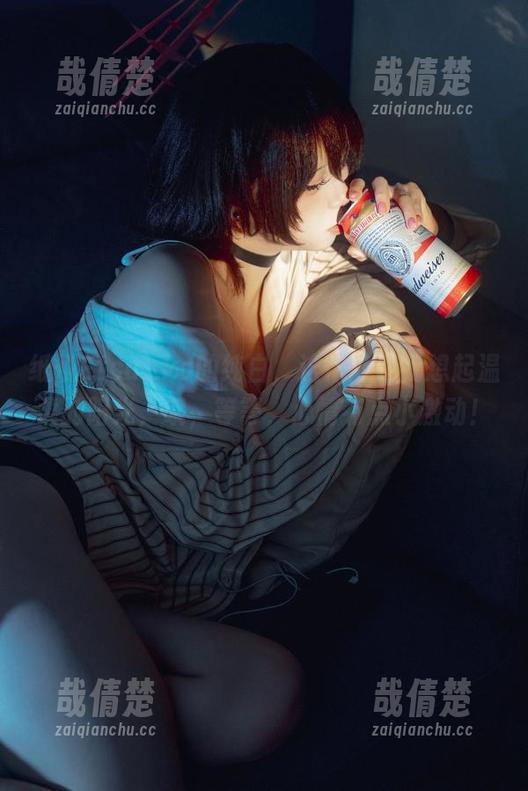 纸悦Etsu_ko的纯白，这作品让我想起温柔的阳光，哦，等等，心情有点小激动！