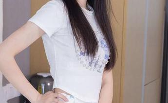 袜啵啵 – 私拍小沫：短肉丝，肉丝短到连想象都躲得远