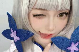 趴趴捣蛋陌的吊带cos：图册里藏着她的魔法与调皮！