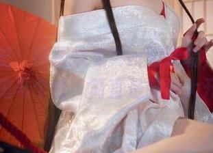 图片一览：铁板烧鬼舞w的泳装，搭配她的鬼马个性，简直是脑洞大开！