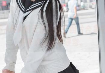 雪琪SAMA如天使：这些照片合集中，似乎有点什么不寻常。