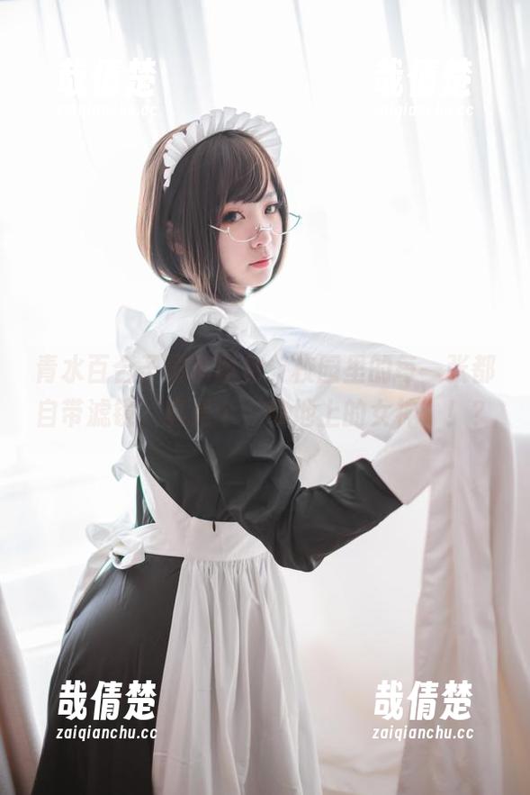 青水百合子 青水百合子最新图包,校园里的每一张都自带滤镜,真是个“草地上的女神”!?