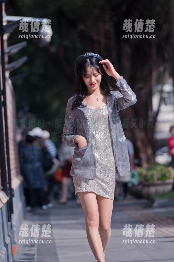 魔镜街拍 - 旗袍街拍图集：跟着艾小青一起走一遭这条时光隧道！